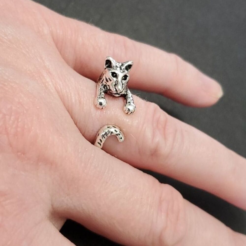 Silver tone clinging tiger ring